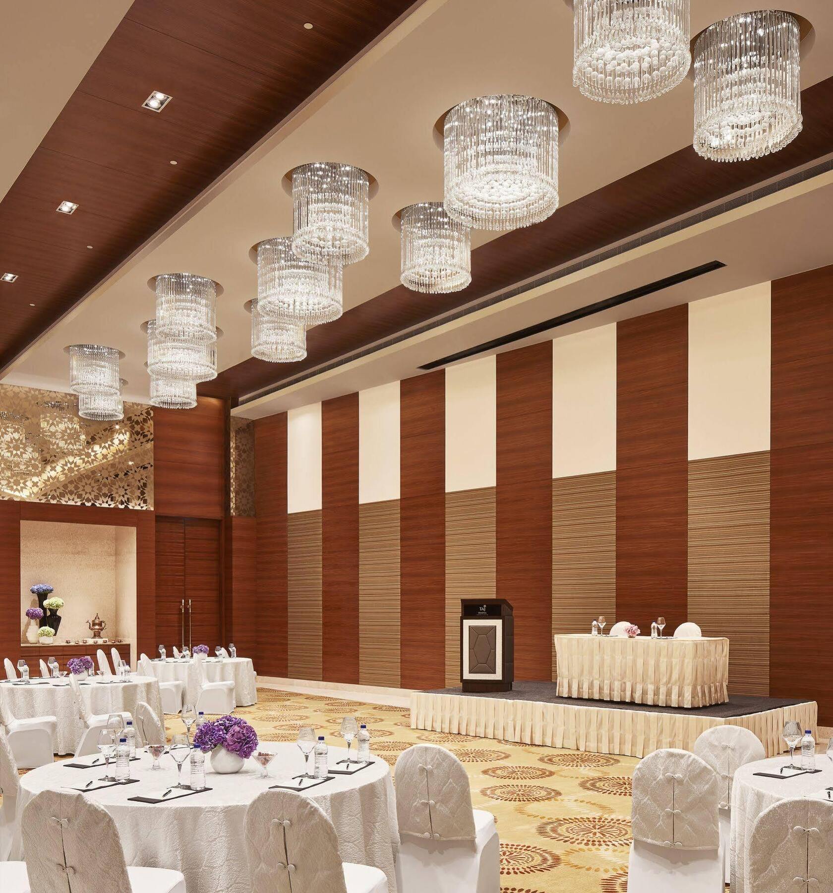 Taj Swarna, Amritsar Hotel Exterior foto The Royal Ballroom